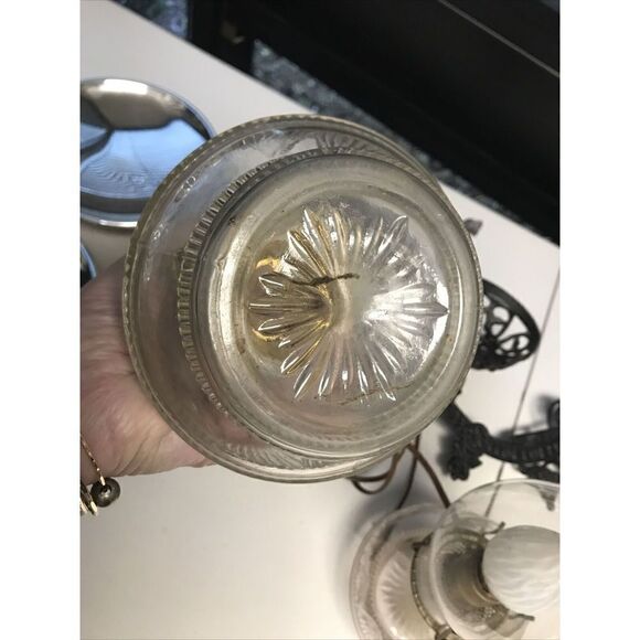 Antique Cast Iron Double Wall Mount Oil Lamp Bracket with two Oil Lamps And Plug - Picture 12 of 14